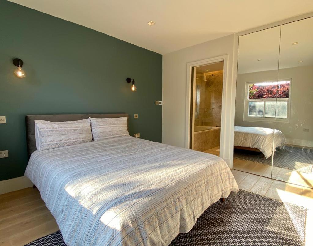 New Build Modern 1 Bedroom London Bagian luar foto